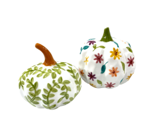 Crystal Lake Fall Floral Gourds